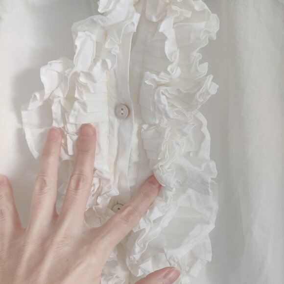 Ruffled White Cotton Lightweight Blouse w/ Mother of Pearl Buttons L/XL - Picture 2 of 5
